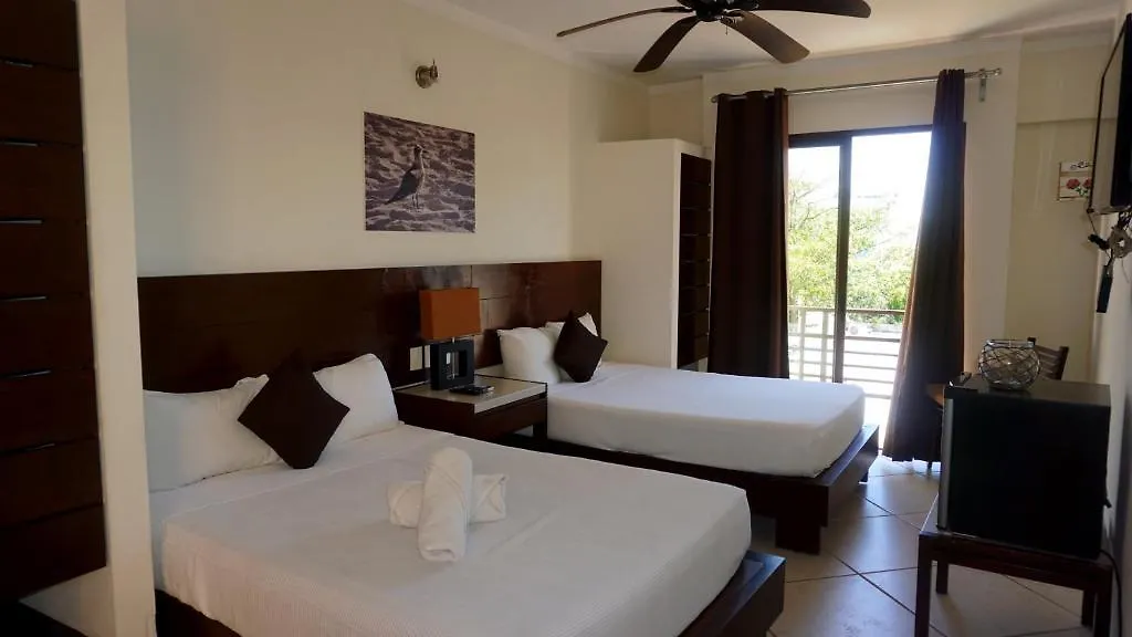 Hotel Eleven Playa Del Carmen By Bfh